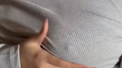 아찔한  술집에서 회색 브라 팬티 보여주는 일본 누나 @rinachimun