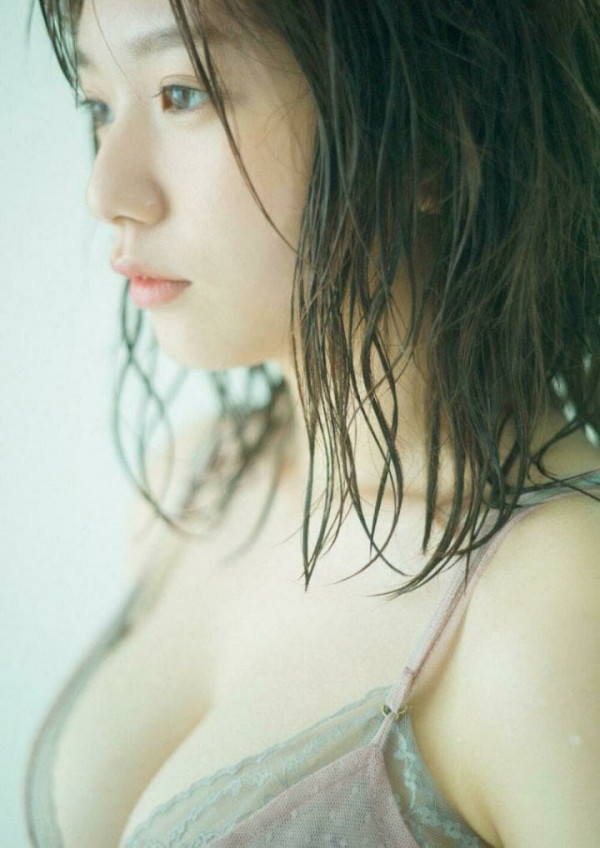 과감한  나가츠키 미도리 섹시 슬립 비키니 가슴골 겨드랑이
