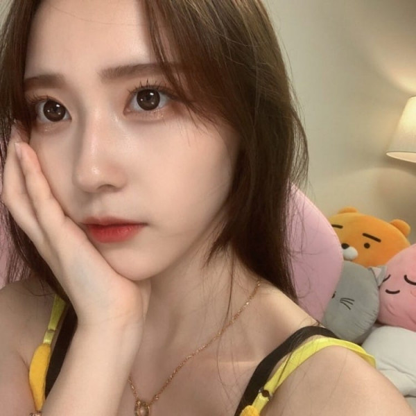 오딸녀  BJ 짜미 겨드랑이 가슴골 레알 좋은 피부