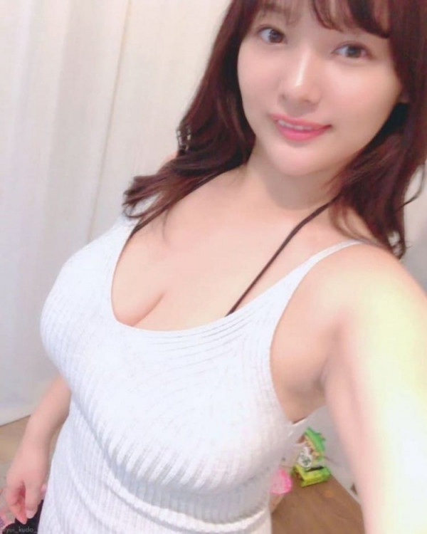 오딸녀  J컵 그라비아 모델 쿠도 유이
