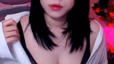바디갑질녀  단추푼 흰 셔츠 검은 브라 요캉 큰 가슴골 핏줄