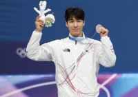 황대헌, '팀킬 논란+바지 내림 사건' 첫 공개 입장…지속된 행동에 조롱 느꼈다