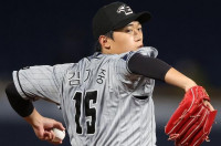 '이물질 퇴장' 논란 끝…상무 김기중, KBO 조사 결과 접착제 확인 추가 징계 면했다