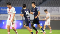 [GOAL 현장리뷰] '한교원 환상 골-김혜성 럭키 골' 충남아산, '가브리엘 2경기 연속골' 용인에 2-1 신승