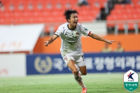 제주SK, 포항에 1-2 역전패…9경기 무패 행진 마감